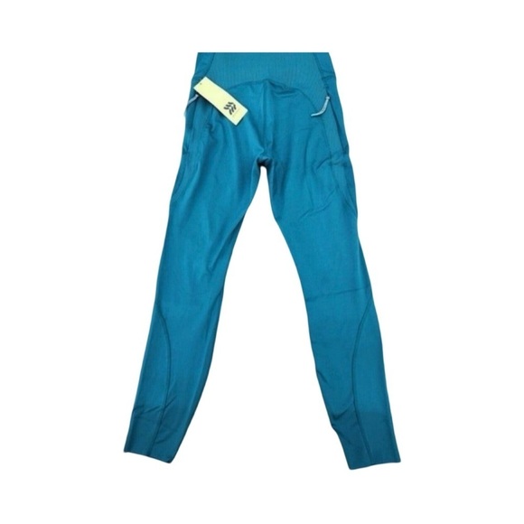 ALL IN MOTION Woman's High-Rise Leggings with Zipper Pockets​​​ - Picture 2 of 7